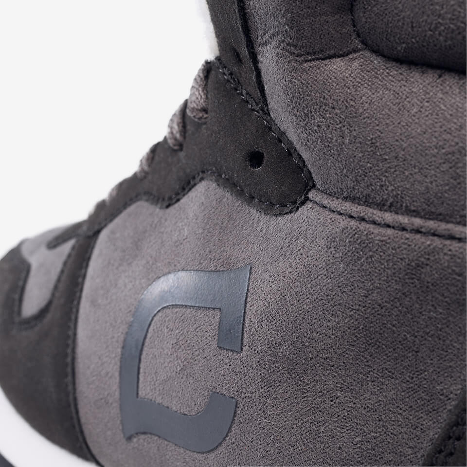 Outdoor shot of Ruben men's winter shoes, ready for everyday wear & winter adventures.