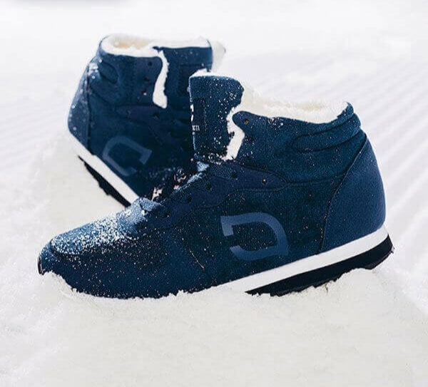 Interior view of Ruben men's lined winter shoes, highlighting the soft, warm inner material.