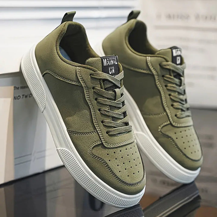 Front view: Men's casual grey suede hiking shoes, ready for any outdoor adventure or daily wear.