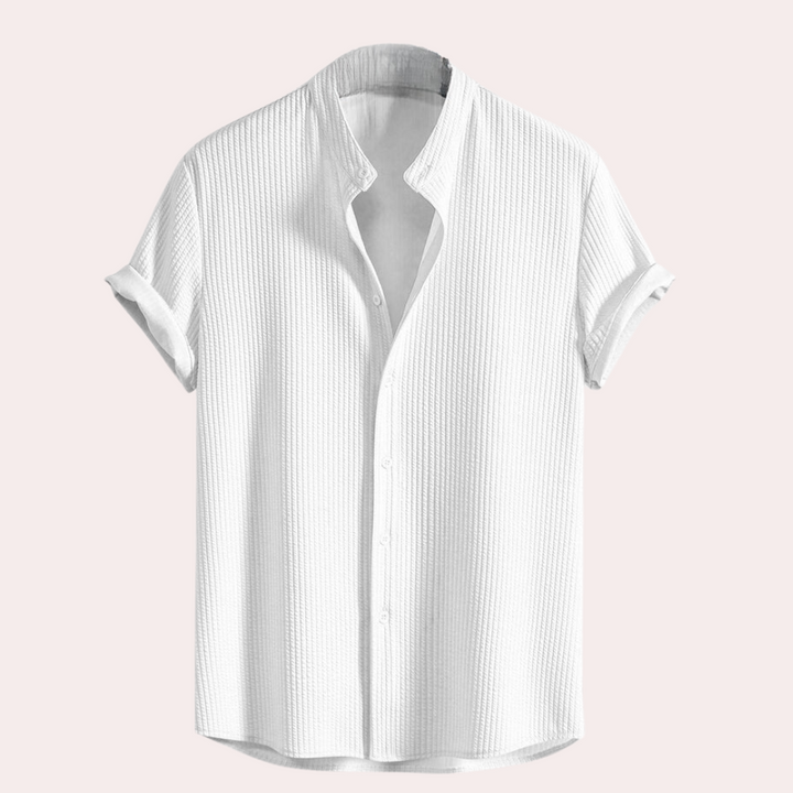 Men's stylish short-sleeve casual shirt, modern fit, perfect for summer fashion & everyday style.