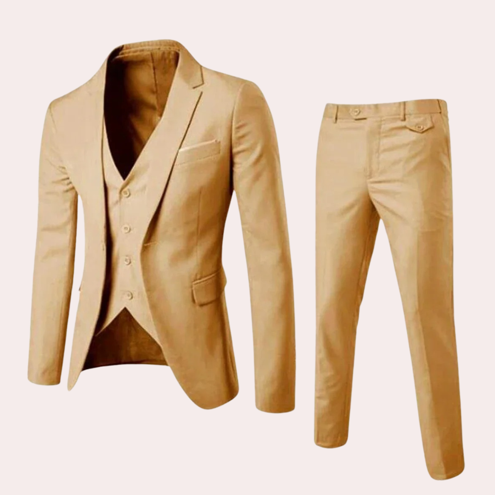 Comfortable men's slim fit suit, offering modern style and versatility for formal events & stylish men.