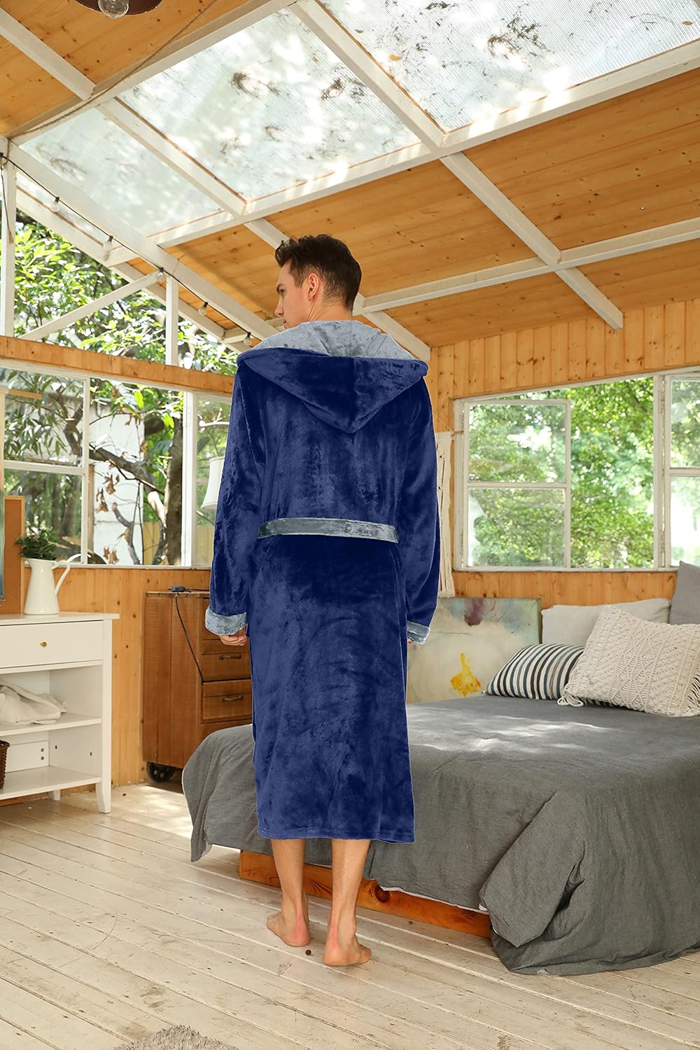 Elegant brown men's hooded bathrobe, a sophisticated loungewear piece.