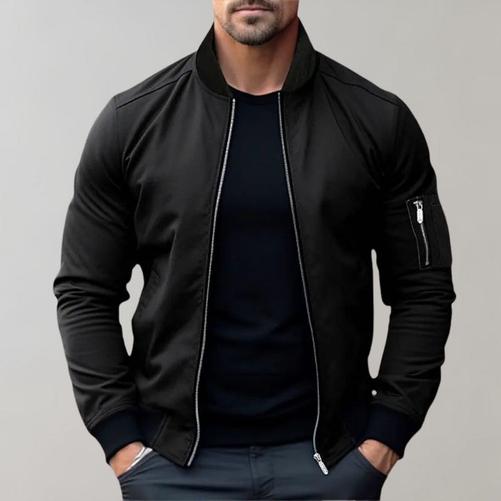 Versatile men's casual jacket, the Chase bomber, perfect for stylish autumn and spring outfits.