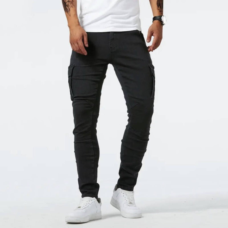 Modern men's cargo trousers with stretch fabric for ultimate comfort. Stylish and versatile pants for everyday fashion.