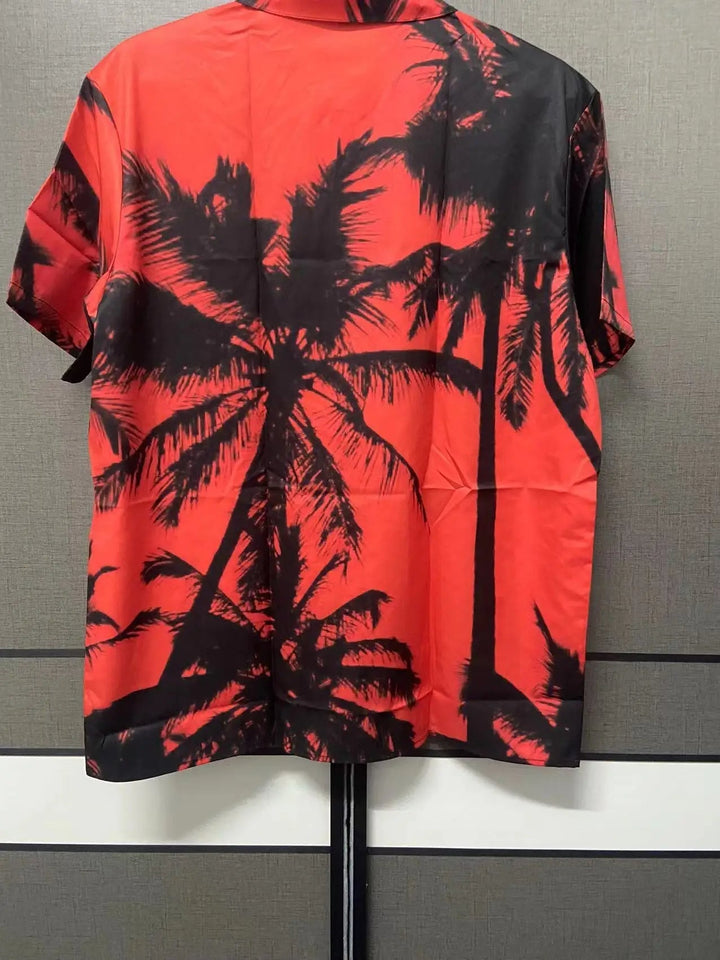 Men's vibrant tropical print short-sleeve shirt. A stylish choice for summer fashion, beach trips, and casual wear.