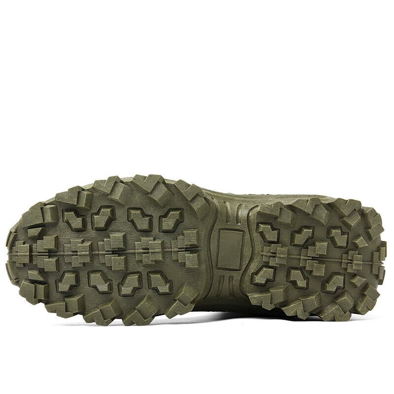Heavy-Duty Work Boots: Men's waterproof tactical boots, anti-puncture sole, non-slip grip for construction & industry.
