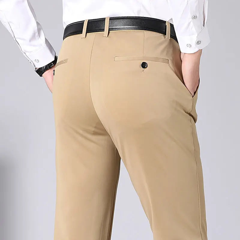 Nikolaii men's stretch pants in a modern fit, blending comfort with sleek dress or casual fashion.