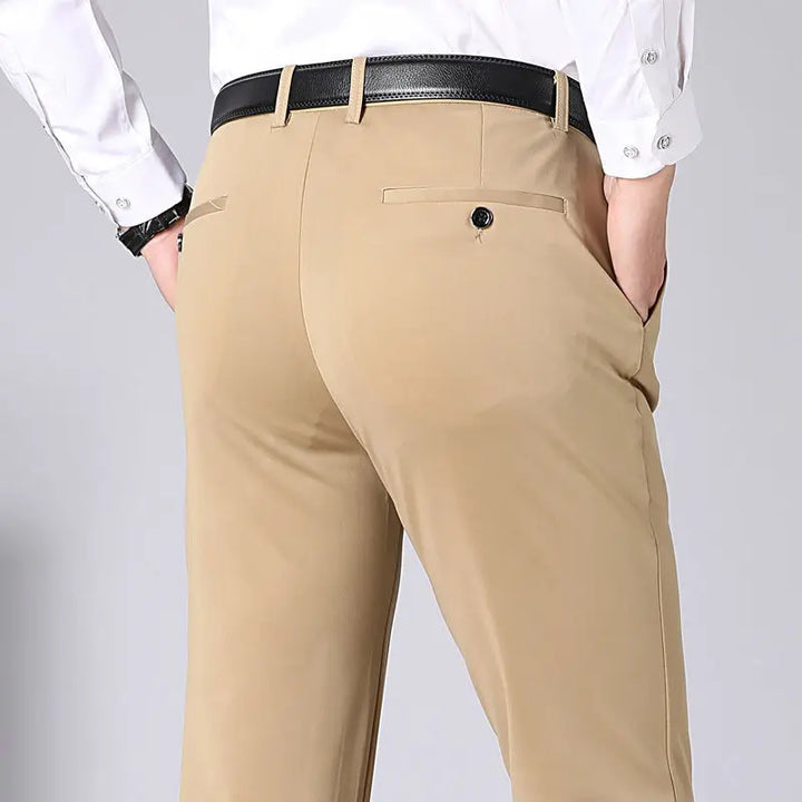 Nikolaii men's stretch pants in a modern fit, blending comfort with sleek dress or casual fashion.