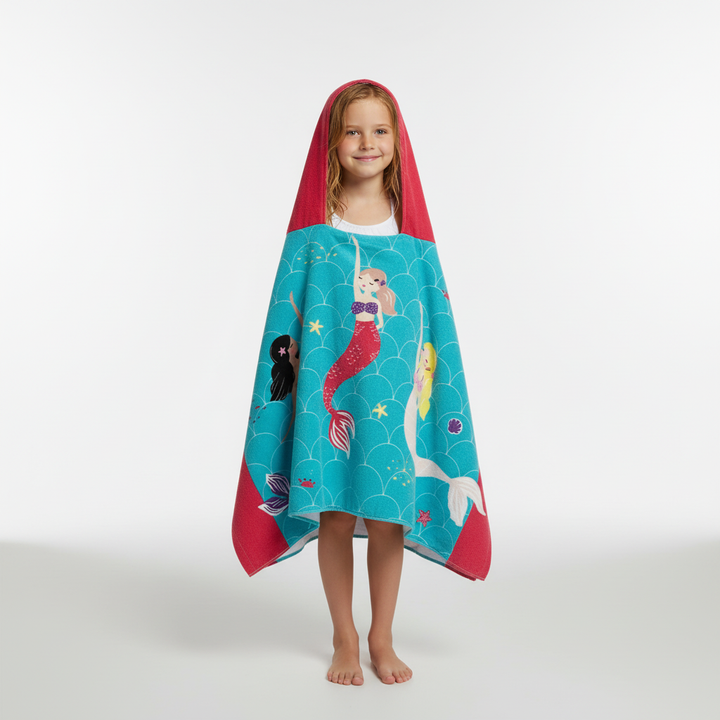 Cotton hooded towel for toddlers, featuring a colorful cartoon design for fun and cozy bath times.