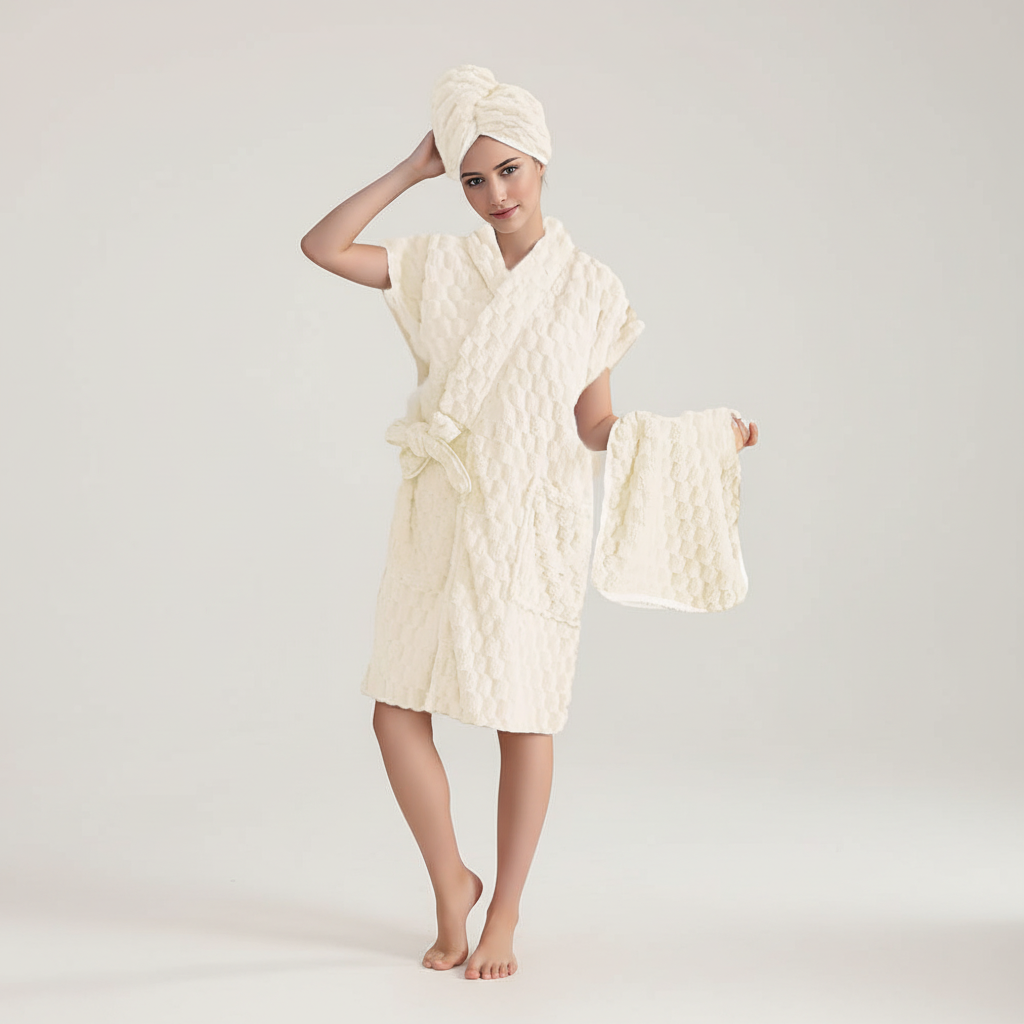 Essential women's microfiber bathrobe set, 3 pieces, for post-shower quick dry and cozy wellness.