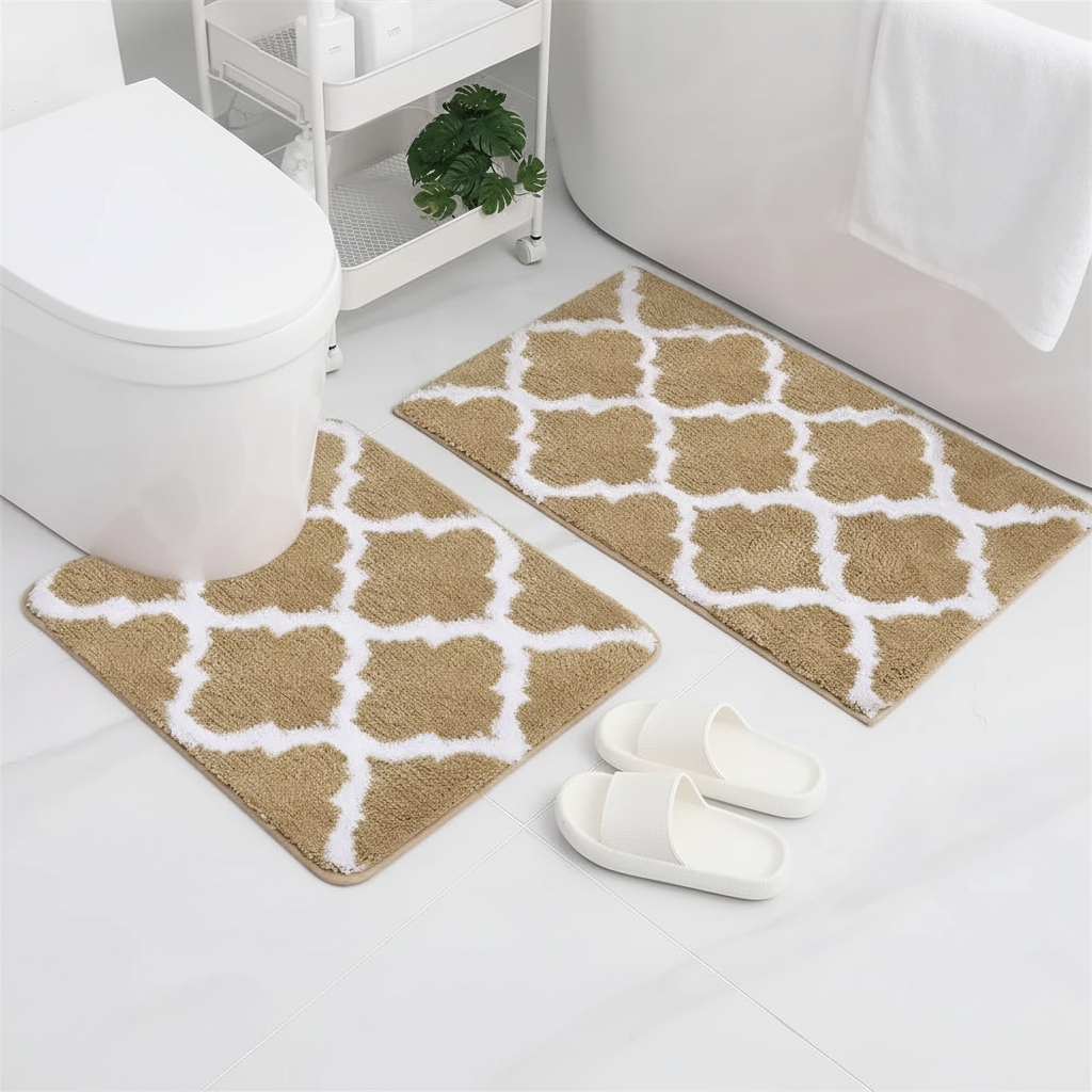 Comfortable and absorbent microfiber bath rug set, designed for safety and quick drying.