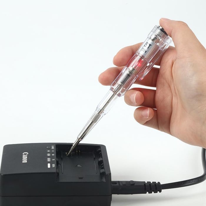 Ergonomic portable circuit meter, perfect for electricians' daily use & home electrical safety.