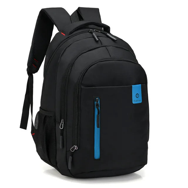 Back view of men's daily commute backpack, highlighting padded shoulder straps for comfort.