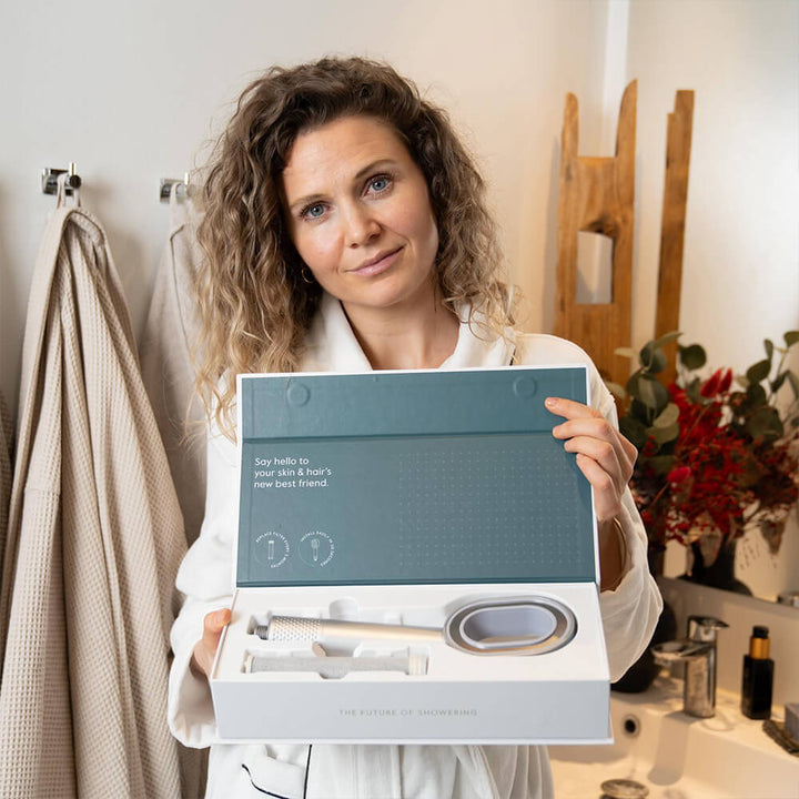 Easy-install PureFlow shower filter for water purification, ensuring healthy skin & stronger hair.