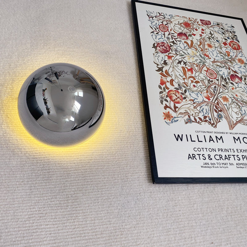 Distinctive retro-architectural wall lamp, ideal LED lighting sconce for contemporary & vintage homes.