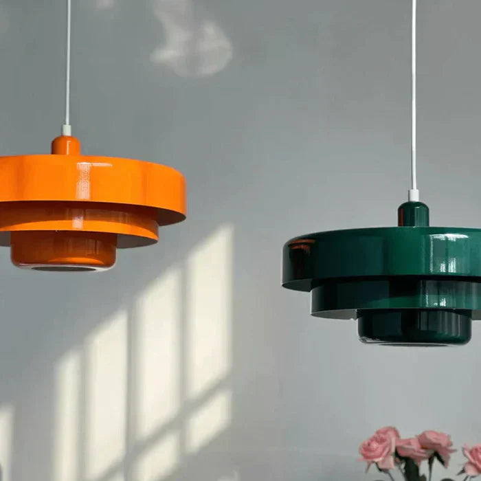 LightDream retro pendant light with a classic industrial metal lampshade.