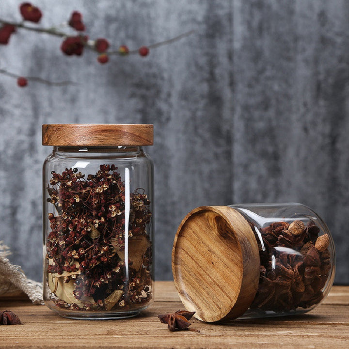 LunaSeal BPA-free glass jar, ideal for microwave use & airtight food preservation.