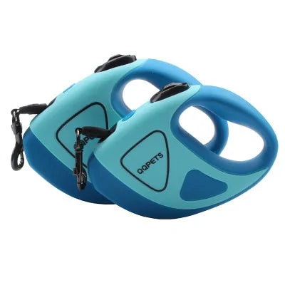 Innovative retractable dog leash with LED for pet owners who walk their dogs in low light.