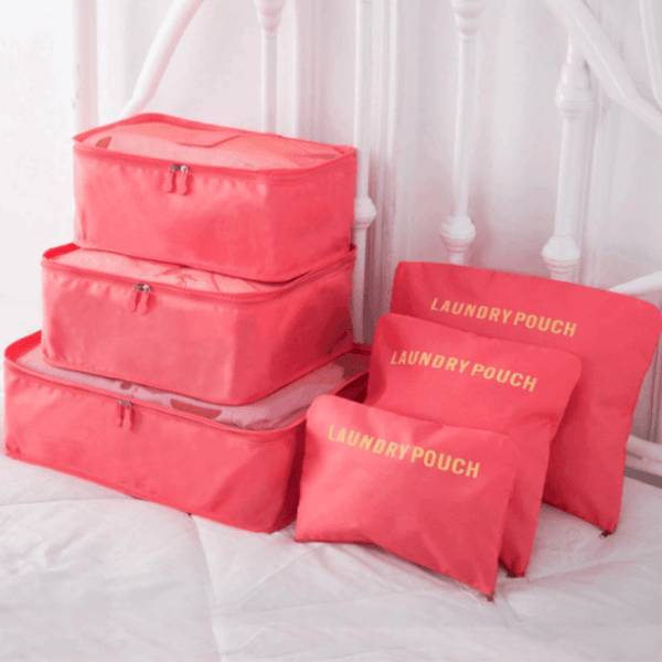 Maximize luggage space with this 2-set of unisex travel organizer bags. Packing cubes included.