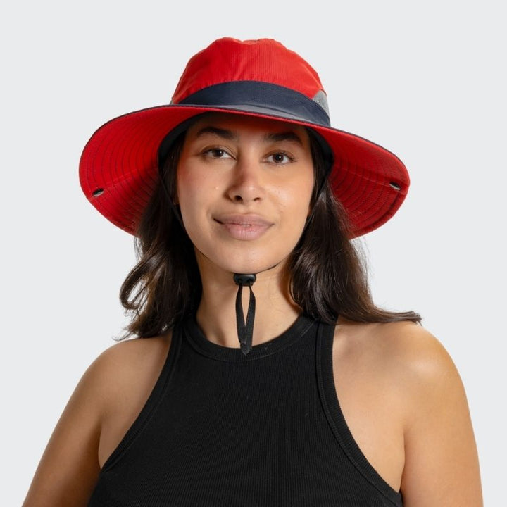 Clara unisex sun hat, your go-to for sun protection at festivals, beach & travel. Lightweight & easy to pack.
