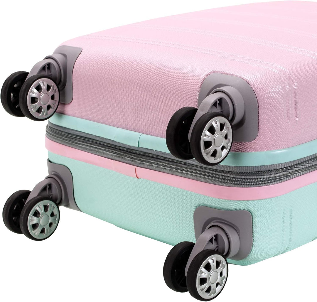 Expandable 2tone green hardside carry-on. Lightweight suitcase with spinner wheels for smooth airport navigation.