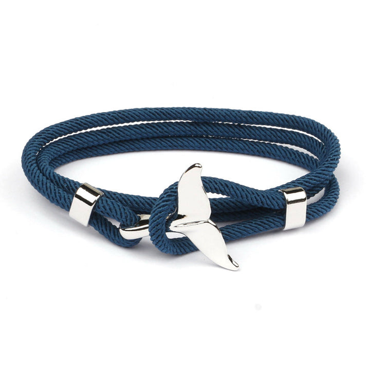 Elegant charm bracelet for men and women, featuring a striking anchor design.