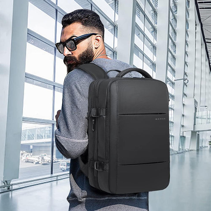 Durable travel duffle backpack, built for rugged outdoor adventures and city breaks.