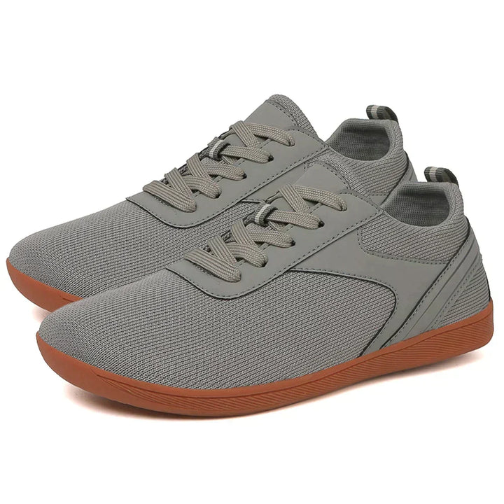 All-season Luno unisex barefoot shoes, flexible for natural movement & everyday comfort.