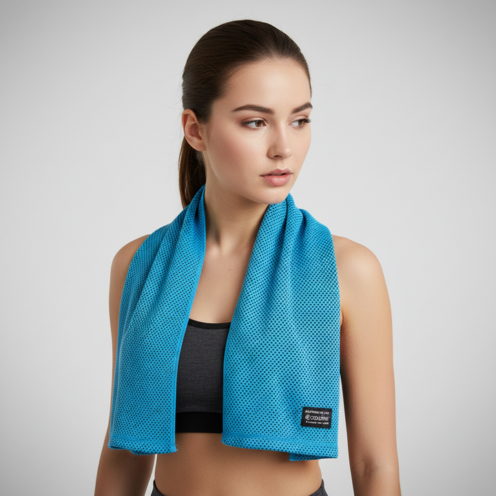 Quick-dry microfiber sports towel, a cooling accessory for intense workouts and travel.