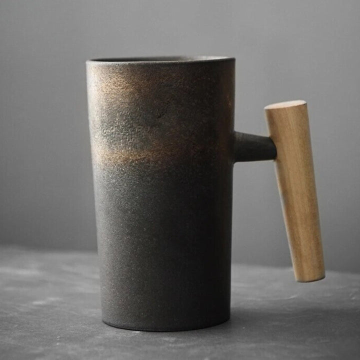 Stylish Nordic latte mug, an ideal gift for coffee & tea lovers, featuring an earthy ceramic & wood handle.
