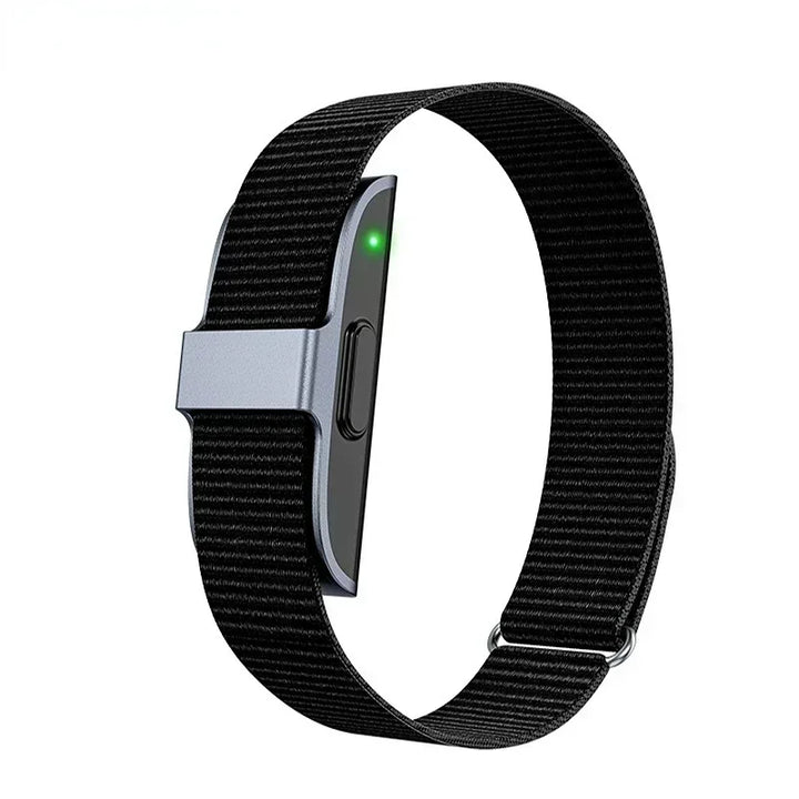 Advanced wellness device: smart bracelet tracking heart rate, blood pressure, oxygen saturation & daily activity.