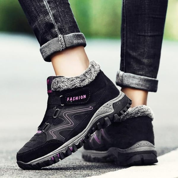 Everyday unisex waterproof snow boots, warm, durable, providing reliable winter protection.
