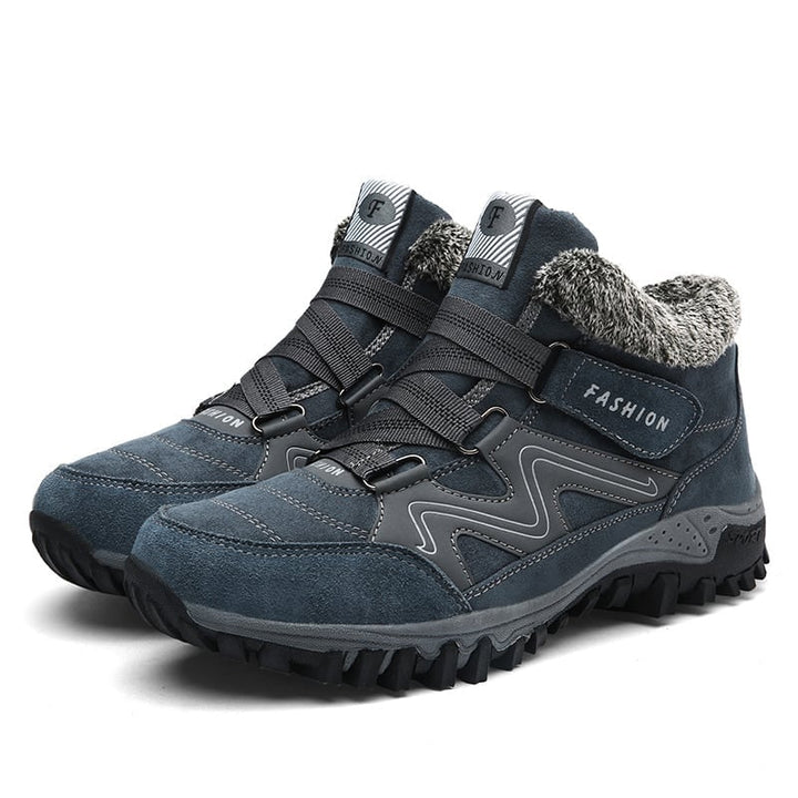 Snow-ready unisex winter boots, warm, waterproof, durable, with excellent grip.