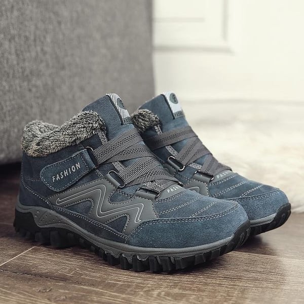 Comfortable unisex waterproof winter boots, warm, non-slip, essential for snow.