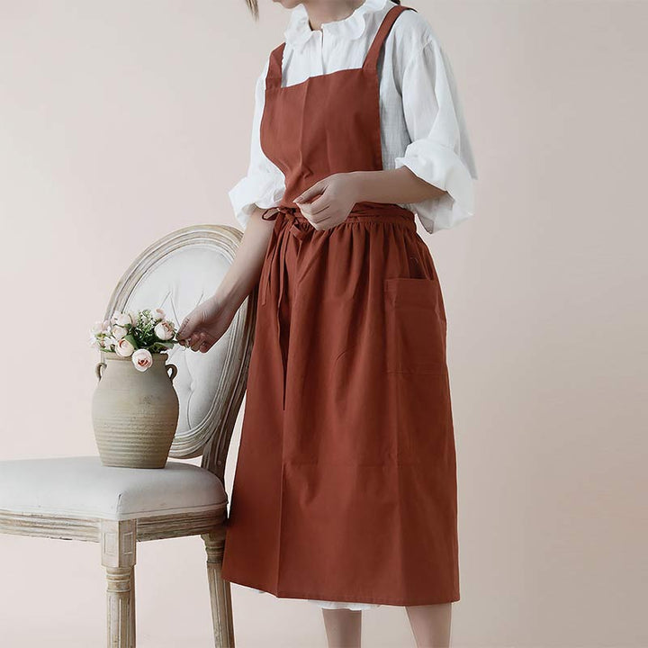 Striped unisex waterproof cotton cooking apron, with sturdy seams & multiple pockets.