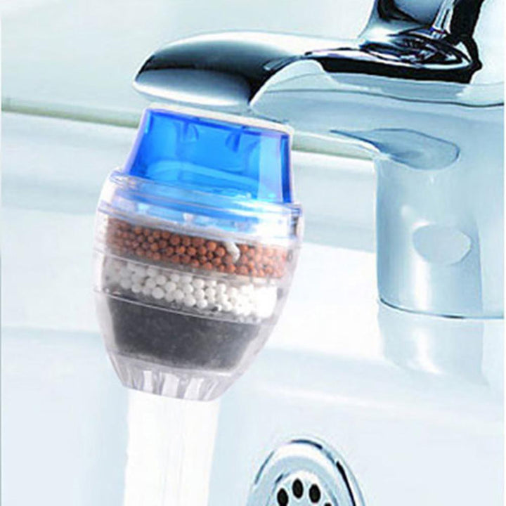 Easy-to-install water purification filter for kitchen sinks, ensuring healthy, clean tap water.