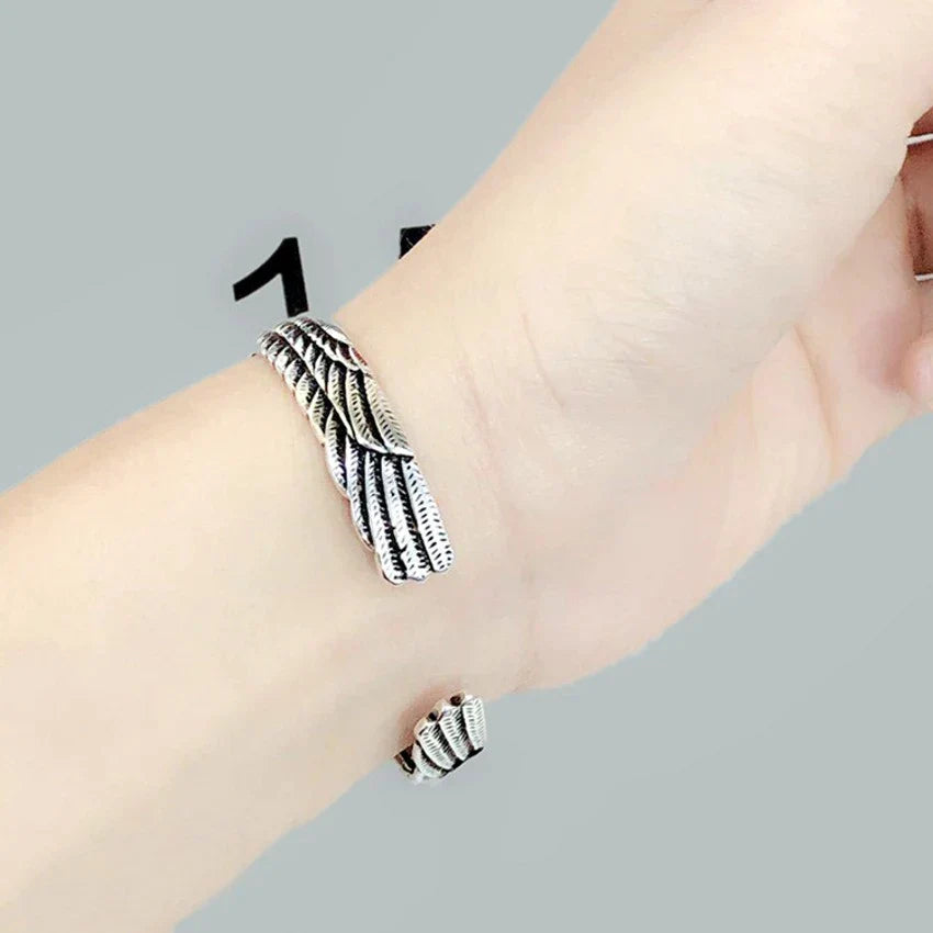 Adjustable stainless steel vintage eagle boho bracelet for women. Unique bohemian fashion jewelry accessory.