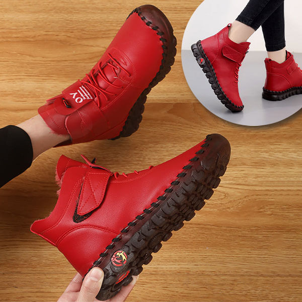 Comfortable women's high-top winter boots, durable for daily cold weather wear.