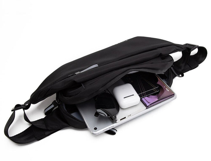 Water-resistant multi-pocket fanny pack, perfect for hands-free travel & sport.