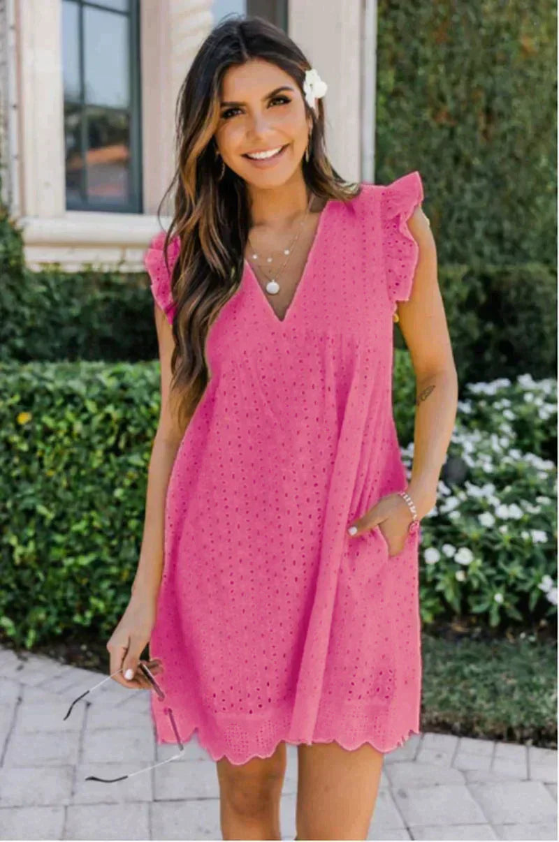 Stylish women's V-neck 2-in-1 dress, sleeveless design with integrated shorts for comfort and mobility.