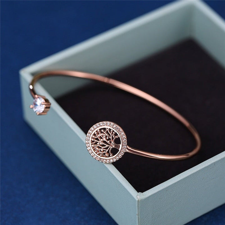 Meaningful Tree of Life women's bracelet, an adjustable symbolic gift. Silver, rose gold or gold jewelry.