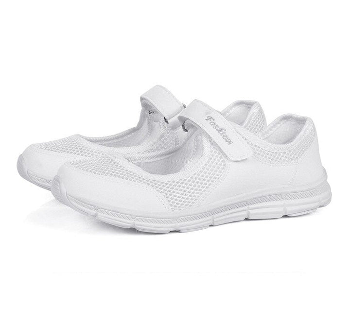 Flexible, lightweight sole on AirFlow women's slip-on comfort shoes, providing all-day support.