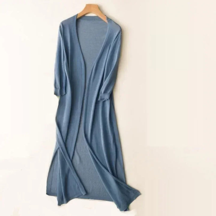 Casual long-sleeve women's cardigan, perfect for daily wear & cozy autumn layering.