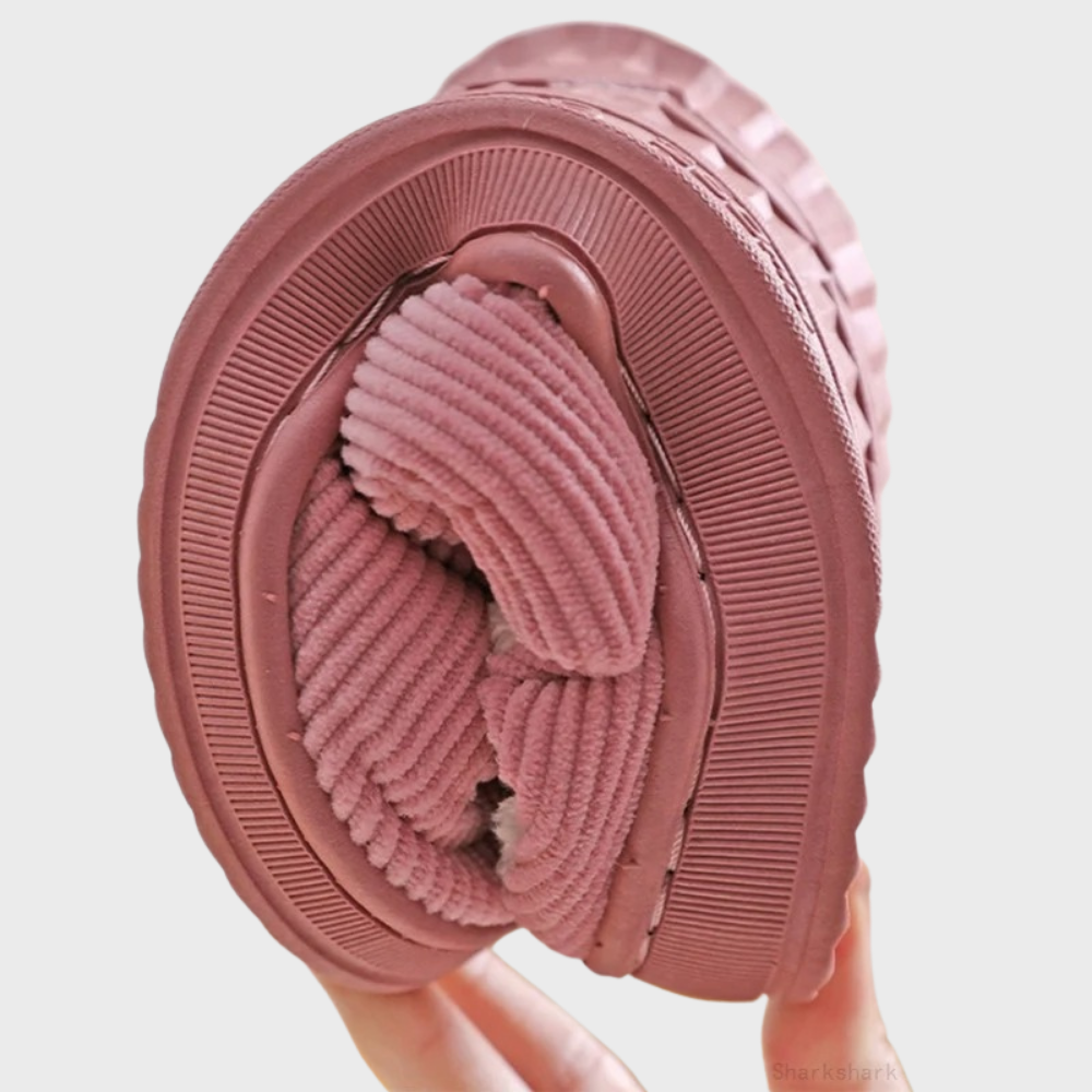 Plush, comfortable women's cloud slide slippers for ultimate everyday indoor comfort.