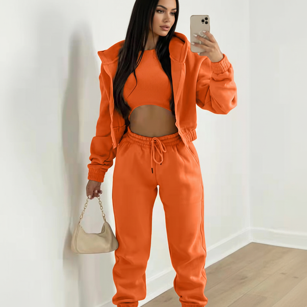 Versatile women's casual cotton jumpsuit, perfect for comfortable everyday fashion and loungewear.