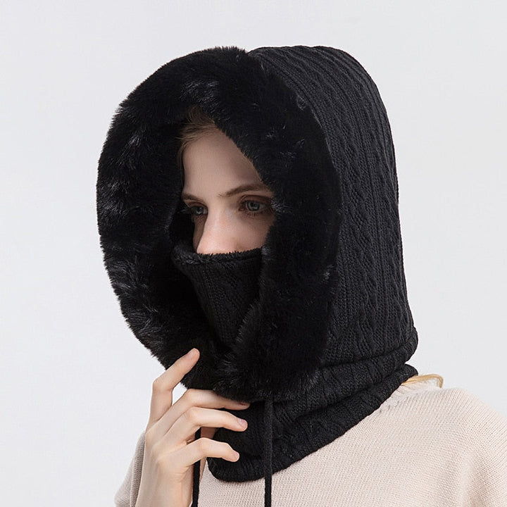 Stylish women's winter hat and scarf set, perfect for outdoor warmth & protection from cold.