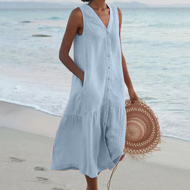 Easy-to-wear women's summer midi dress, ideal as comfortable beachwear or versatile vacation attire.