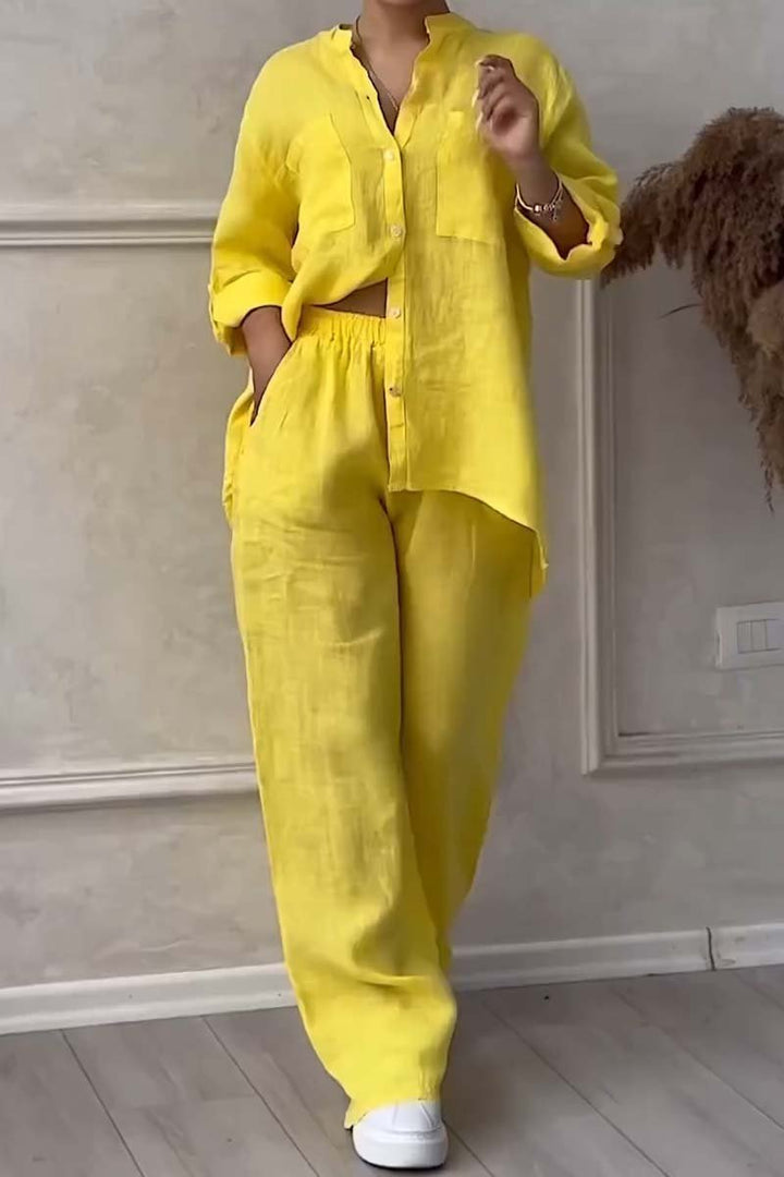 Women's effortless linen two-piece summer set, perfect for casual wear.
