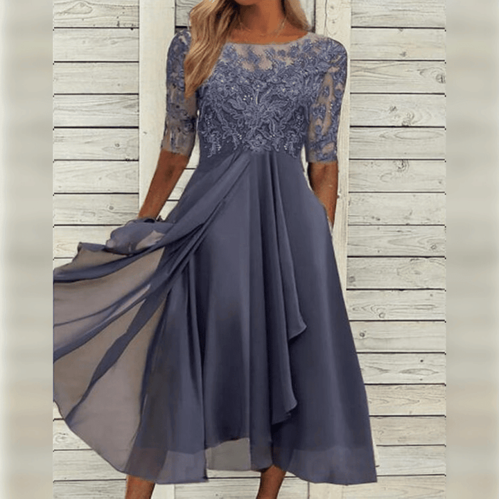 Beautiful flowing lilac dress for women, ideal for special events & elegant comfort.
