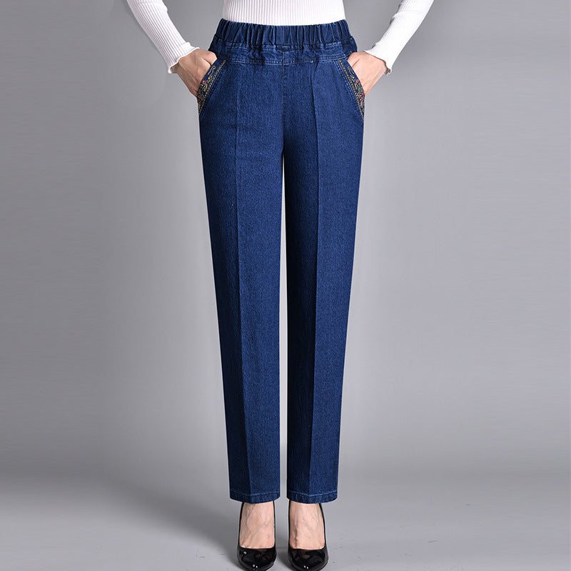 Women's Ella push-up straight leg jeans, flattering fit, all-season comfort, stretch denim.